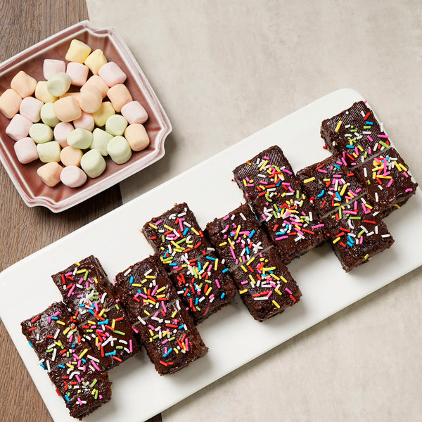 豐食 FEAST 網上訂外賣到會 / 派對到會 / Party Food Catering Service Hong Kong: 核桃朱古力布朗尼伴棉花糖 Pecan Nut & Chocolate Brownies with Marshmallow